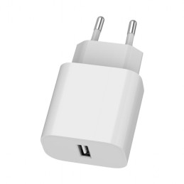 https://compmarket.hu/products/244/244991/gembird-universal-usb-charger-white_6.jpg