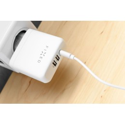 https://compmarket.hu/products/172/172511/fixed-mains-charger-with-usb-c-and-2xusb-output-pd-support-60w-white_2.jpg