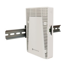 https://compmarket.hu/products/253/253535/mikrotik-crs304-4xg-in-switch-white_6.jpg