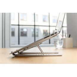 https://compmarket.hu/products/173/173195/fixed-frame-fold-aluminum-folding-stand-for-notebooks-and-tablets-silver_6.jpg