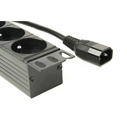 Gembird Hálózati Elosztó Kapcsolóval 8DIN 3m Black