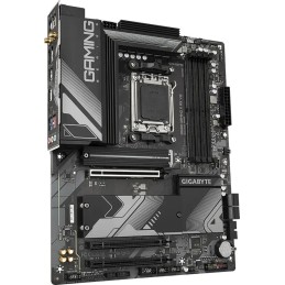 Gigabyte B650 GAMING X AX V2
