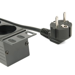 Gembird Hálózati Elosztó Kapcsolóval 8DIN 3m Black