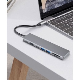 https://compmarket.hu/products/173/173057/7-port-aluminum-usb-c-fixed-hub-card-for-notebooks-and-tablets-gray_4.jpg