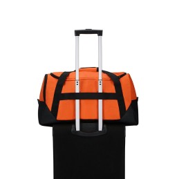 https://compmarket.hu/products/193/193658/american-tourister-urban-groove-duffle-bag-black-orange_7.jpg