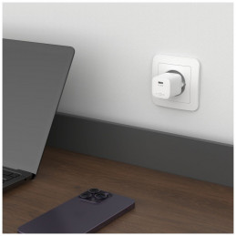 FIXED Mini USB-C GaN Charger 30W White