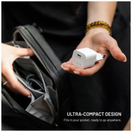 FIXED Mini USB-C Travel-Charger 20W White