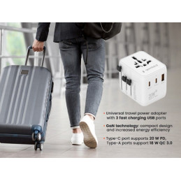 Gembird Universal travel power adapter 20W White