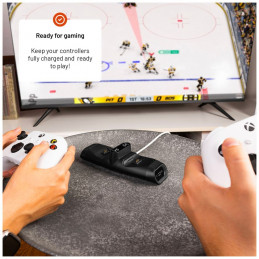 FIXED Kettős töltőállomás Xbox Series S, X kontrollerhez és One vezeték nélküli vezérlőkhöz, fekete