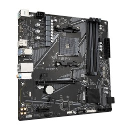 https://compmarket.hu/products/207/207866/gigabyte-b550m-k_3.jpg